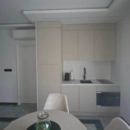 Apartmens Alenka アパート